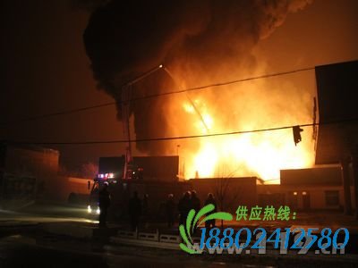 加油站着火