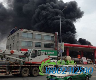 加油站着火
