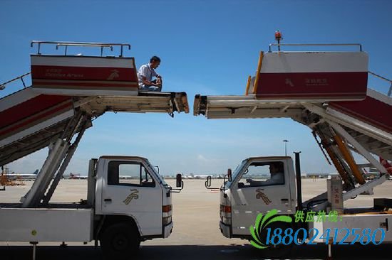 【航空小知识】民用机场需要哪些特种车辆？