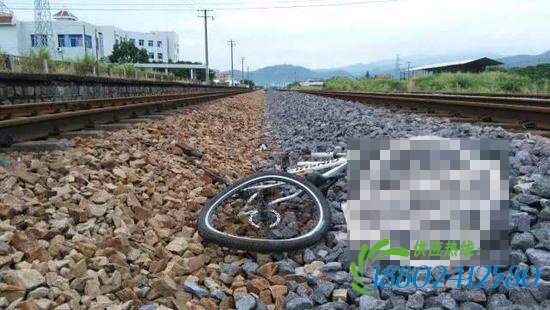男童的自行车
