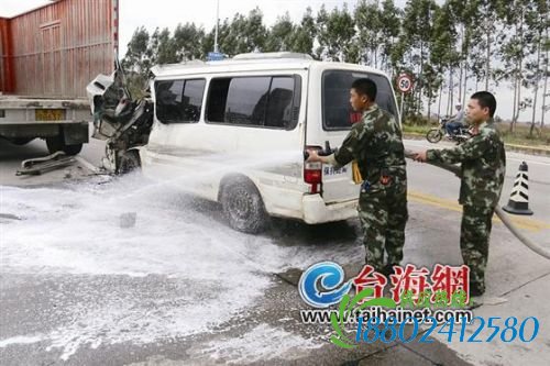 “油罐车”泄漏 吓坏加油站