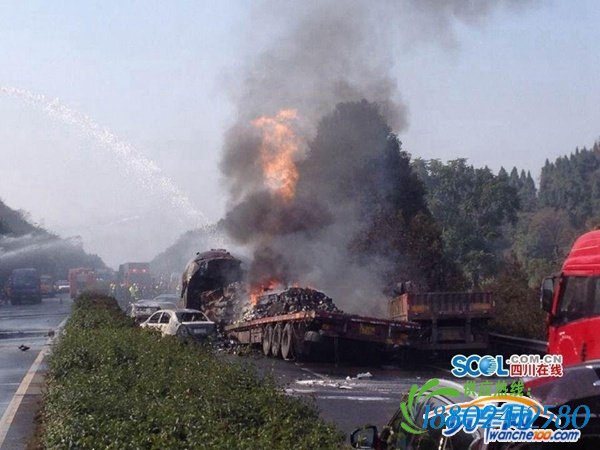 最新成南高速车祸 油罐车与货车追尾爆炸5人惨死 