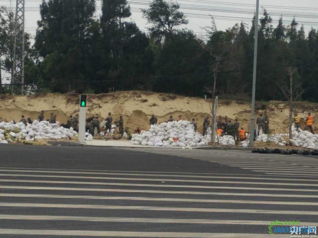 漳州PX工厂爆炸两度复燃 保护围堰填筑紧张进行