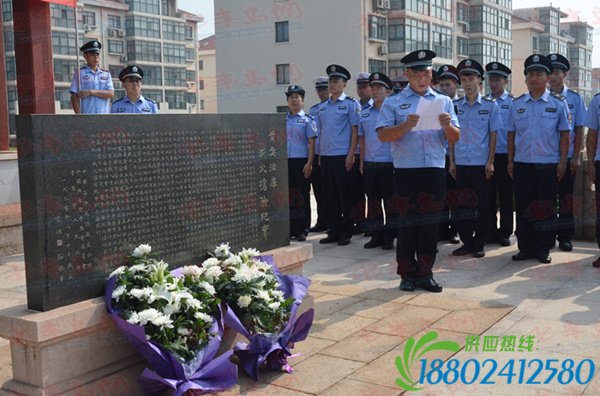 25年的今天黄岛油库爆炸 青岛港举行祭奠仪式(图)