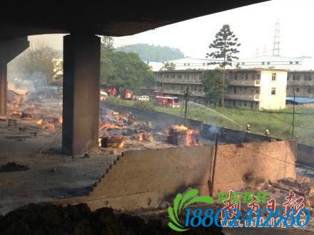 广州黄埔油罐车连串爆炸 广州黄埔油罐车连串爆炸
