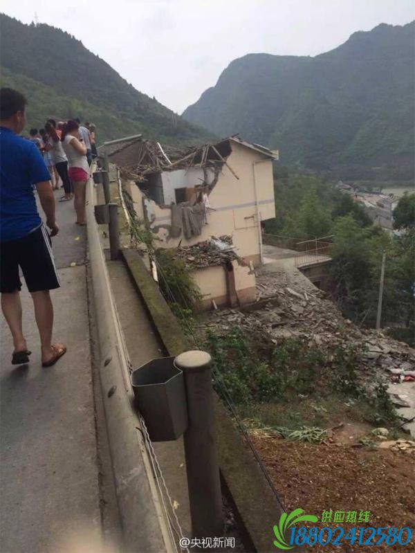罐车压扁小轿车撞塌民房 视频监控能否查出原因？