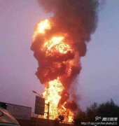 青兰高速4车相撞起火致1死3伤 现场腾起蘑菇云