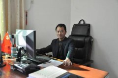 纪检干部工作16年仅存2200元:曾借钱带父游玩