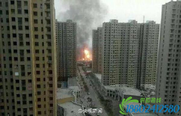河北宁晋县液化气站储罐发生爆炸 火光冲天