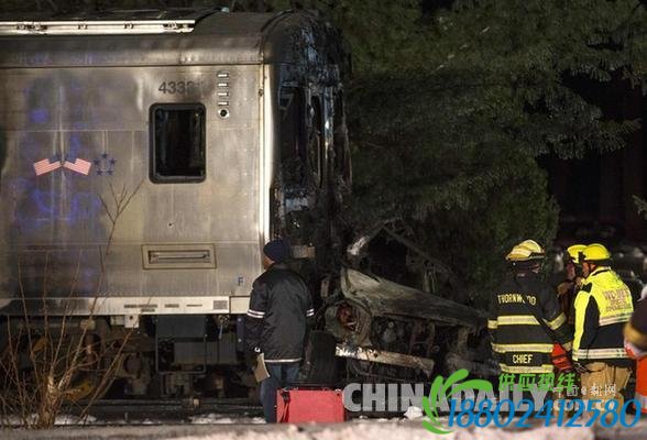 美国纽约州火车与轿车相撞 已造成6人死亡