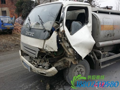 注销油罐车套小车牌照 被C照男子驾驶发生事故