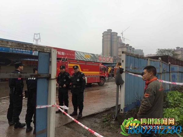 泸州一修理厂内罐车爆炸 屋顶被冲飞