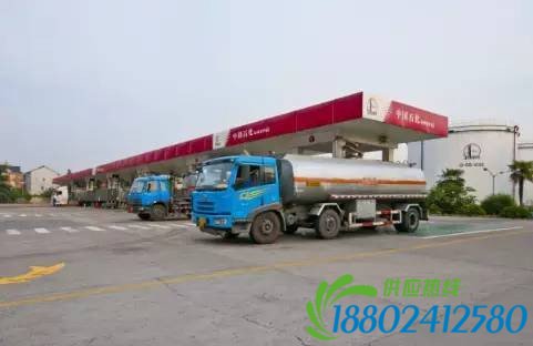 加油站发现油罐车,千万别加油!(内附加油锦