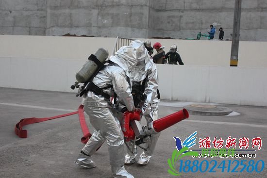 潍坊消防支队组织开展石化企业灭火救援实战拉
