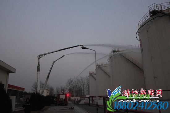 潍坊消防支队组织开展石化企业灭火救援实战拉