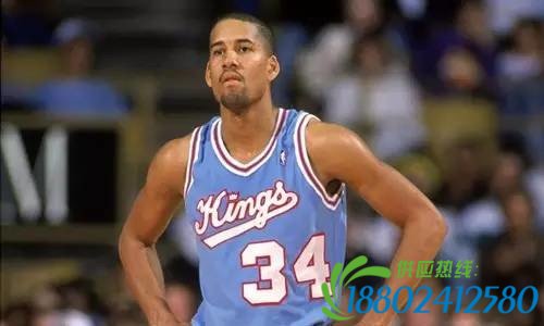 姚明队友撞火车 NBA球星离奇死亡堪比恐怖大片