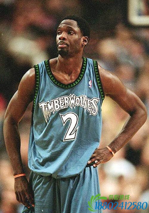 姚明队友撞火车 NBA球星离奇死亡堪比恐怖大片