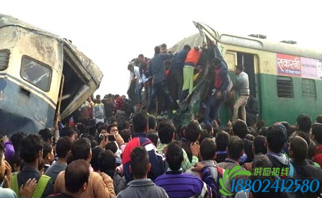 印度两列火车相撞致死14人 每年大小铁路事故不