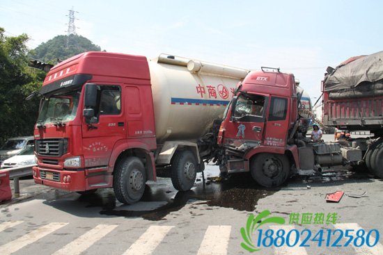 浙江 温州 油罐车 大货车 红绿灯 车祸