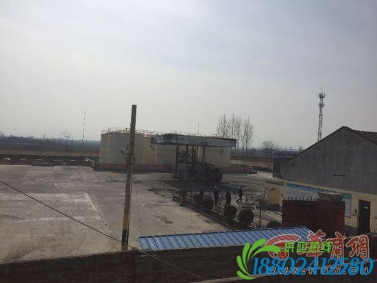 化工厂油罐车闪爆 村民家电视被震倒窗户剧烈抖动