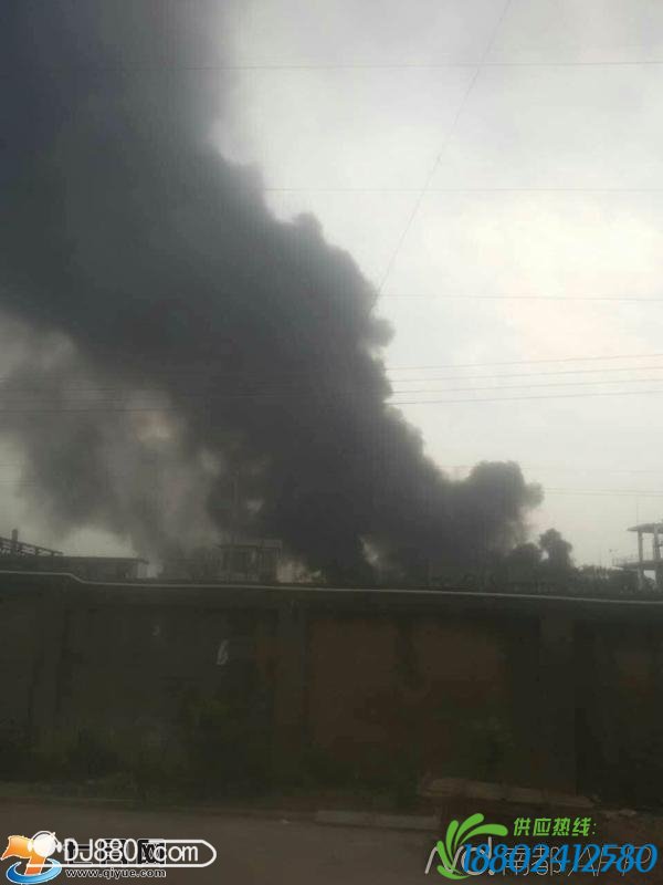 茂名茂南区一化工厂油罐车着火爆炸突发火灾