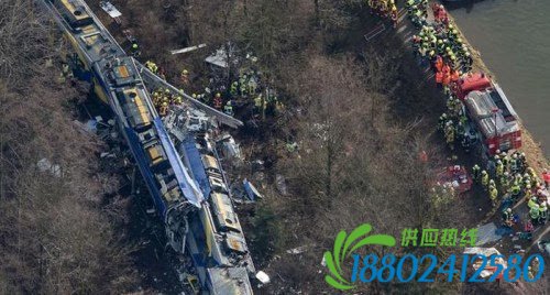 德国火车对撞系人为错误？警方：调度员尚无重大嫌疑