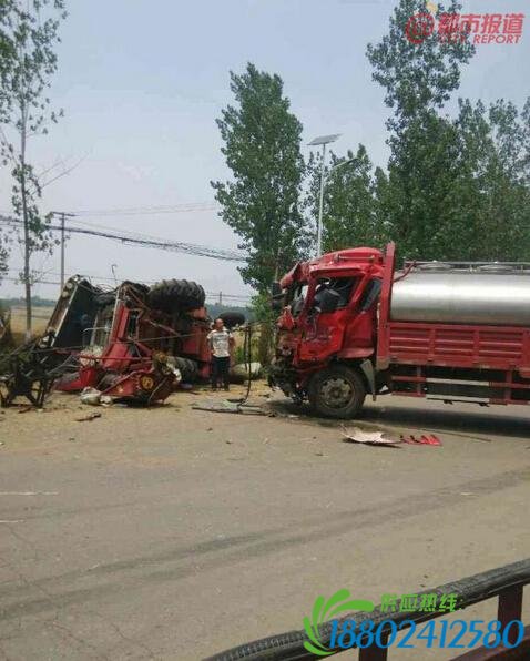 平顶山油罐车遇“鬼探头“ 躲险撞翻收割机