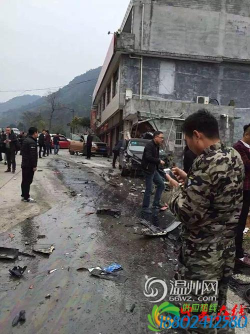 苍南分水关路段一辆油罐车失控连续碰撞多辆车辆