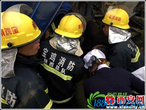 罐车撞桥洞造成宝成铁路中段1小时34分钟(最新)