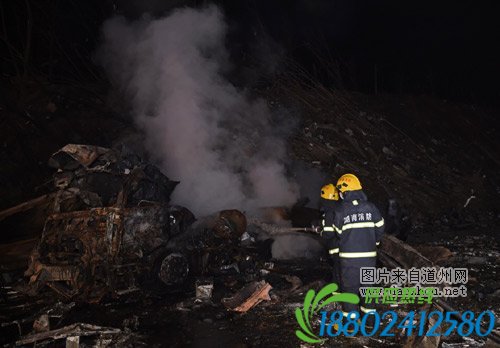 京港澳高速湖南段油罐车爆炸变乱已造成2死2伤