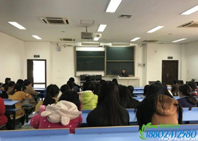 突破重围，再接再厉 ――祝贺我校17级MPAcc案例