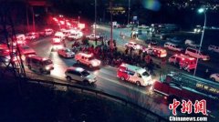 南非约翰内斯堡两列火车相撞至少150人受伤