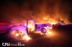 墨西哥发生油罐车爆炸事故 至少18人死亡(高清组