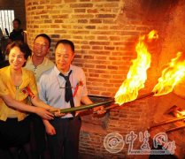 成龙电影:成龙点火图素材:成龙,王力宏