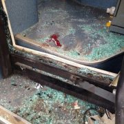 大连油罐车与公交车相撞6人重伤 包括1名3岁童