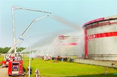 武汉模拟80万吨乙烯储罐爆炸 半小时全面控制险