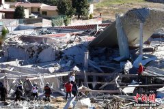 墨西哥城油罐车爆炸摧毁一妇幼医院 致多人伤亡
