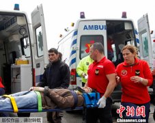 葡萄牙发生火车相撞事故 至少36人受伤(组图)