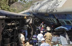 印度北部列车相撞事故已致40人死亡 新任总理莫