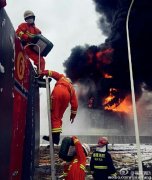 福建消防：漳州PX工厂最后一个着火罐被扑灭