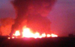 广州黄埔发生油罐车连串爆炸 已19人遇难(图)