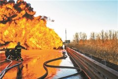 北京昌平区北六环一30吨油罐车爆炸 2小时后成功扑救