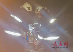 男子被困油罐车生死不明 消防队员涉险营救