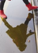 45吨豆油洒高速 跐溜滑
