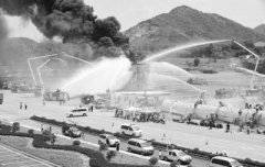 列车翻覆油罐爆炸？别慌，是演练！