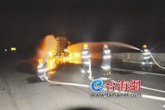 油罐车起火 险些成“炸弹”