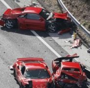 日本高速六车连撞 盘点世界十大最贵事故