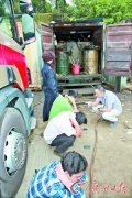深圳执法部门捣毁闹市3柴油走私窝点案值千万