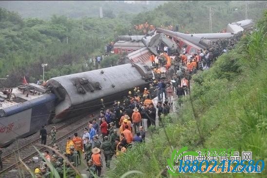 蒸汽火车事故图片