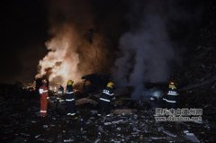 京港澳高速湖南段油罐车爆炸变乱已造成2死2伤